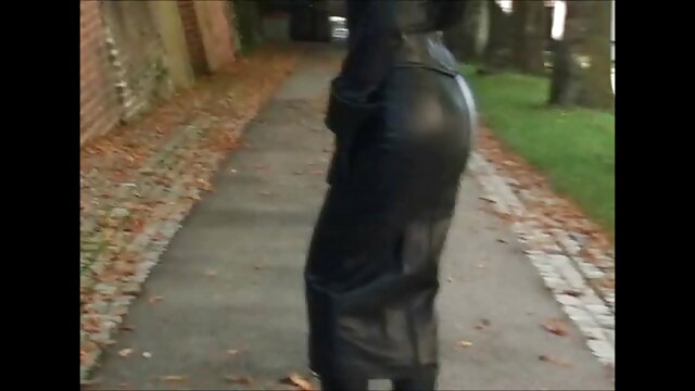 सड़क पर सेक्सी वीडियो एचडी फुल मूवी एक बड़ा गधा
